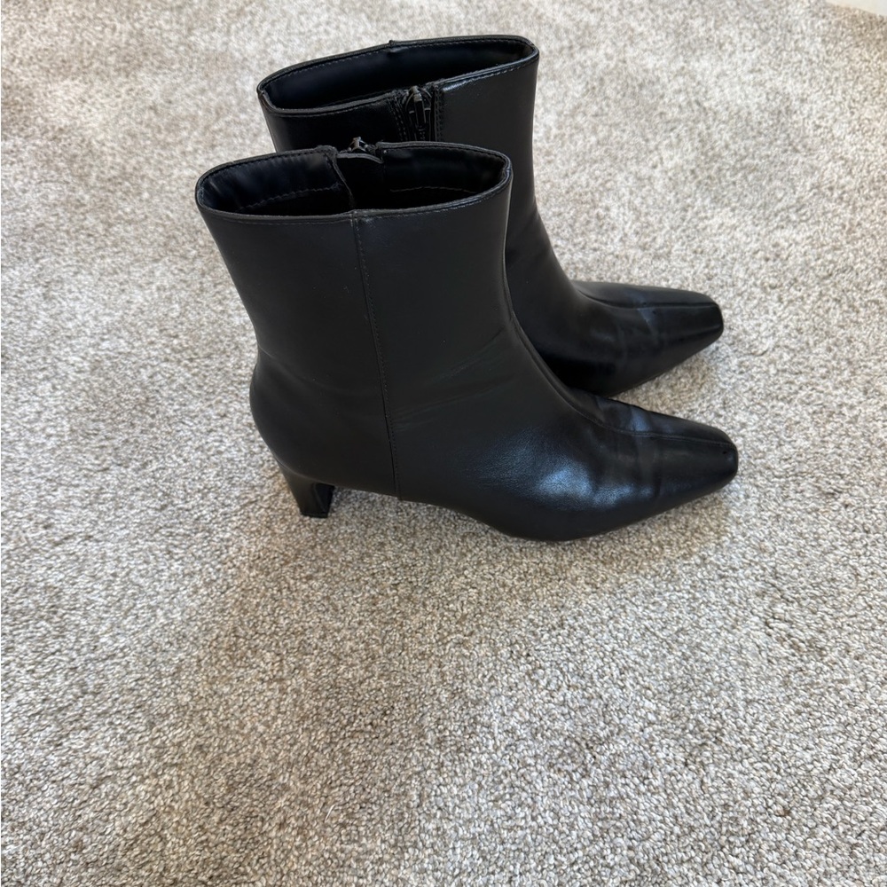 A New Day Elegant Black Ankle Boots